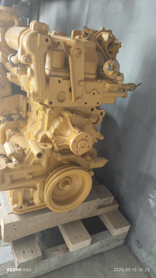 KUBOTA V2607 - Motor para Miniexcavadora: foto 2 KUBOTA V2607 - Motor para Miniexcavadora: foto 2