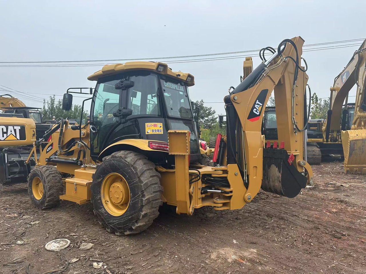 CATERPILLAR Used Good Condition Backhoe Loader CAT420F - Retroexcavadora: foto 1 CATERPILLAR Used Good Condition Backhoe Loader CAT420F - Retroexcavadora: foto 1