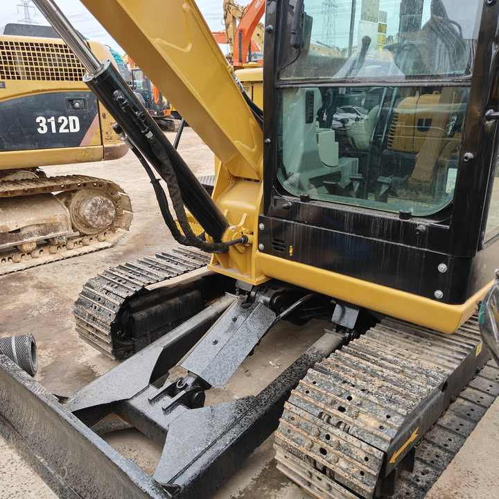 Cat Machine Used Mini Excavator CAT305.5E Cat Used Excavator - Excavadora de cadenas: foto 3 Cat Machine Used Mini Excavator CAT305.5E Cat Used Excavator - Excavadora de cadenas: foto 3