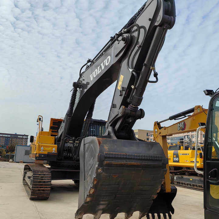 Good Condition VOLVO EC480DL Excavator Low Price Large Hydraulic Crawler Excavator volvo 480dl for Sale - Excavadora: foto 1 Good Condition VOLVO EC480DL Excavator Low Price Large Hydraulic Crawler Excavator volvo 480dl for Sale - Excavadora: foto 1