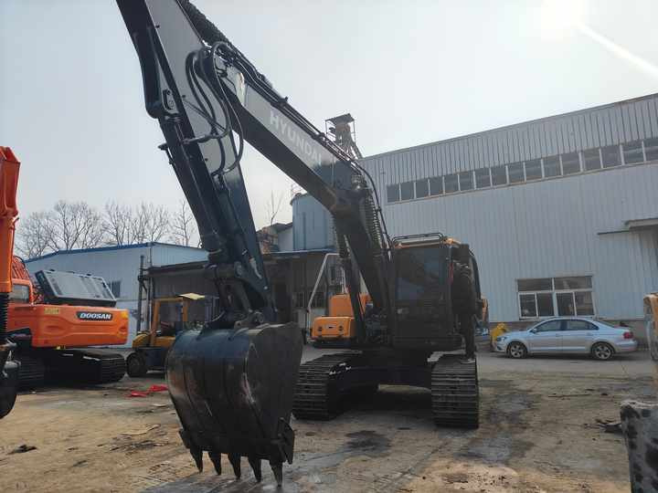 Hyundai 220LC-9S Used Excavator for Mining & Construction | Price Negotiable, Global Shipping - Excavadora de cadenas: foto 4 Hyundai 220LC-9S Used Excavator for Mining & Construction | Price Negotiable, Global Shipping - Excavadora de cadenas: foto 4