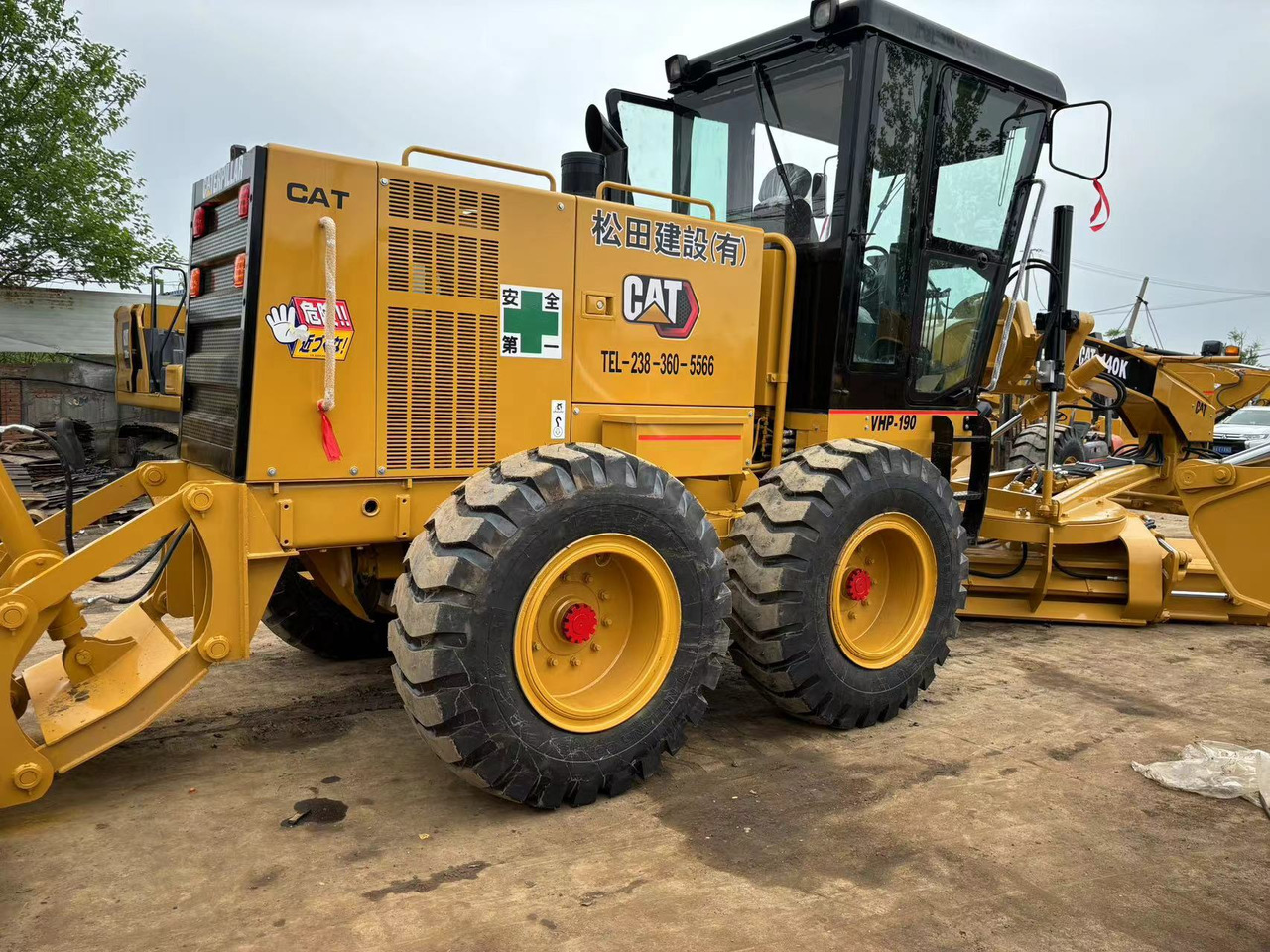 CATERPILLAR used second-hand grader CAT140K - Maquinaria de construcción: foto 2 CATERPILLAR used second-hand grader CAT140K - Maquinaria de construcción: foto 2