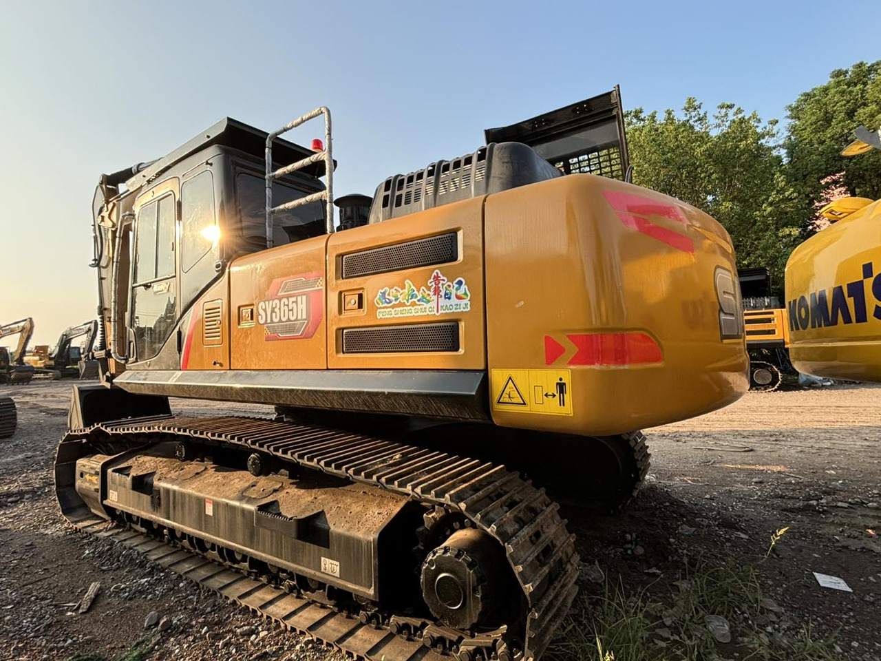 SANY used excavator good condition SANY SY365H - Maquinaria de construcción: foto 1 SANY used excavator good condition SANY SY365H - Maquinaria de construcción: foto 1