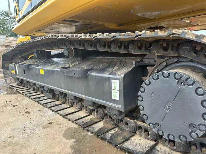 Second Hand Komatsu PC210-8 Excavator 21 Ton Crawler Excavator Japan Brand Low Price with Good Quality for SALE - Excavadora: foto 4 Second Hand Komatsu PC210-8 Excavator 21 Ton Crawler Excavator Japan Brand Low Price with Good Quality for SALE - Excavadora: foto 4