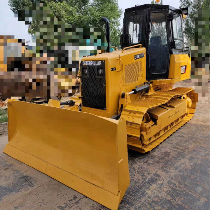 Used Caterpillar Bulldozer Used CatD5K Bulldozer Very Good Condition for Sale - Bulldozer: foto 1 Used Caterpillar Bulldozer Used CatD5K Bulldozer Very Good Condition for Sale - Bulldozer: foto 1