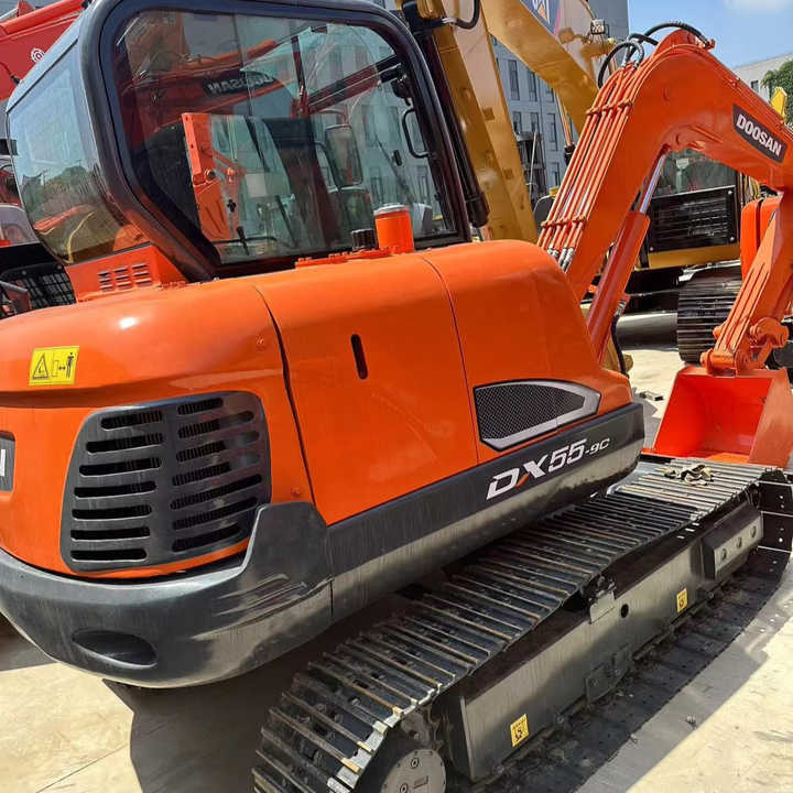 Used Digger DOOSAN DX55 Construction Machinery Construction Digger Used DOOSAN DX55 Cheap Excavator - Excavadora de cadenas: foto 1 Used Digger DOOSAN DX55 Construction Machinery Construction Digger Used DOOSAN DX55 Cheap Excavator - Excavadora de cadenas: foto 1