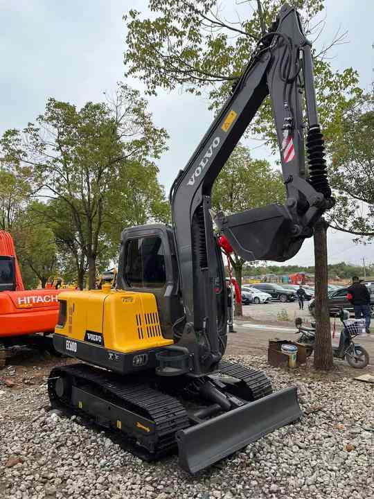 Used Digger VOLVO EC60 Construction Machinery Construction Digger Used VOLVO EC60 Cheap Excavator - Excavadora de cadenas: foto 4 Used Digger VOLVO EC60 Construction Machinery Construction Digger Used VOLVO EC60 Cheap Excavator - Excavadora de cadenas: foto 4