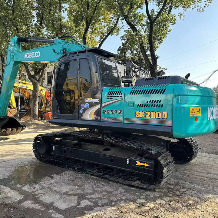 Used Japan Kobelco SK200-8 Crawler Excavator New Arrival Earth-moving Machine for Sale - Excavadora: foto 1 Used Japan Kobelco SK200-8 Crawler Excavator New Arrival Earth-moving Machine for Sale - Excavadora: foto 1