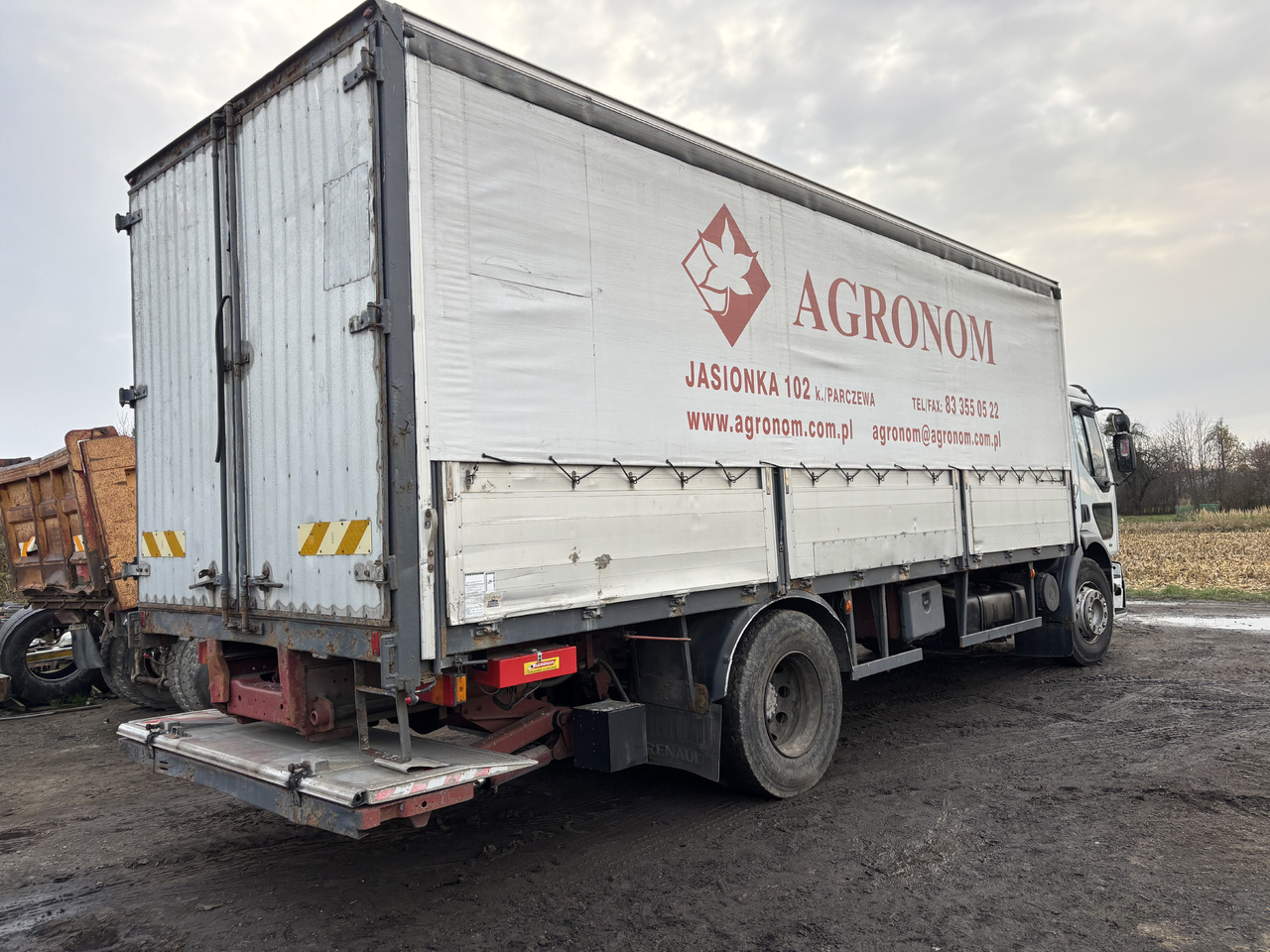 RENAULT Premium 260 - Camión lona: foto 4 RENAULT Premium 260 - Camión lona: foto 4