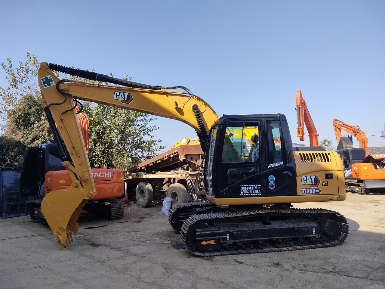 CATERPILLAR 312D2GC - Miniexcavadora: foto 1 CATERPILLAR 312D2GC - Miniexcavadora: foto 1
