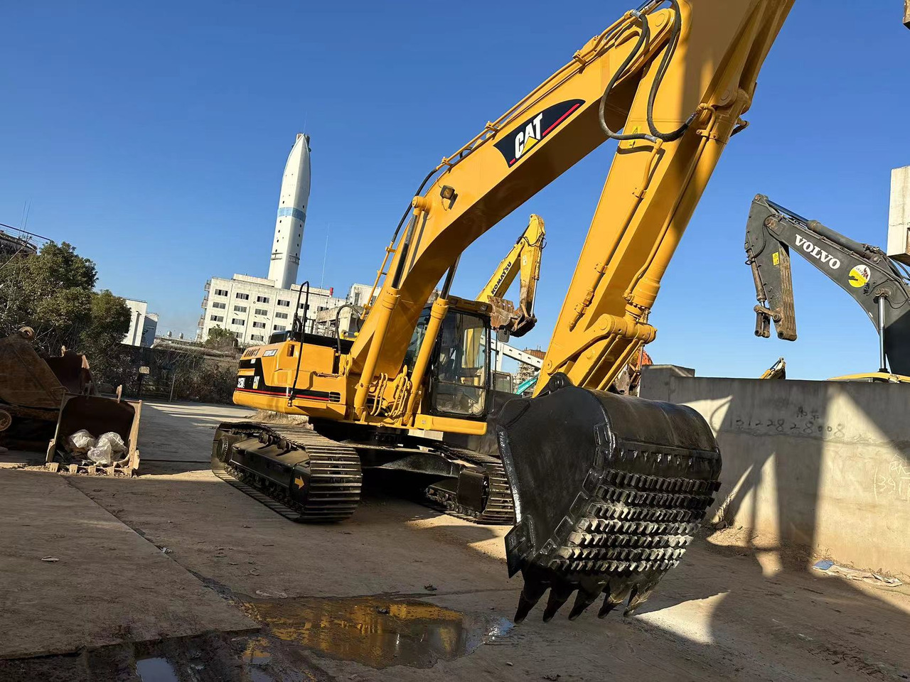 CATERPILLAR 325B - Excavadora de cadenas: foto 4 CATERPILLAR 325B - Excavadora de cadenas: foto 4