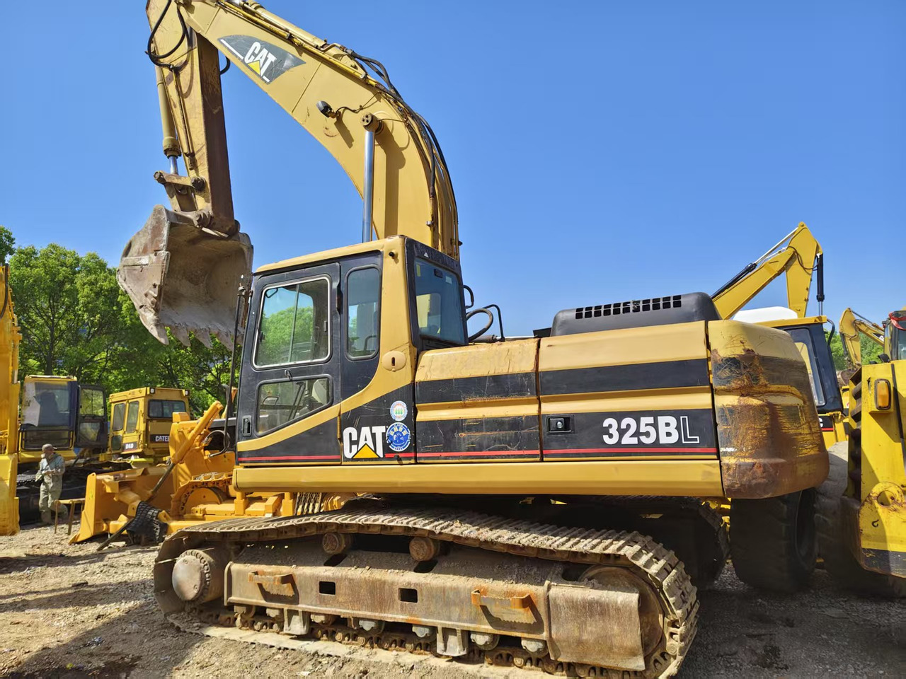 CATERPILLAR 325B - Excavadora de cadenas: foto 4 CATERPILLAR 325B - Excavadora de cadenas: foto 4