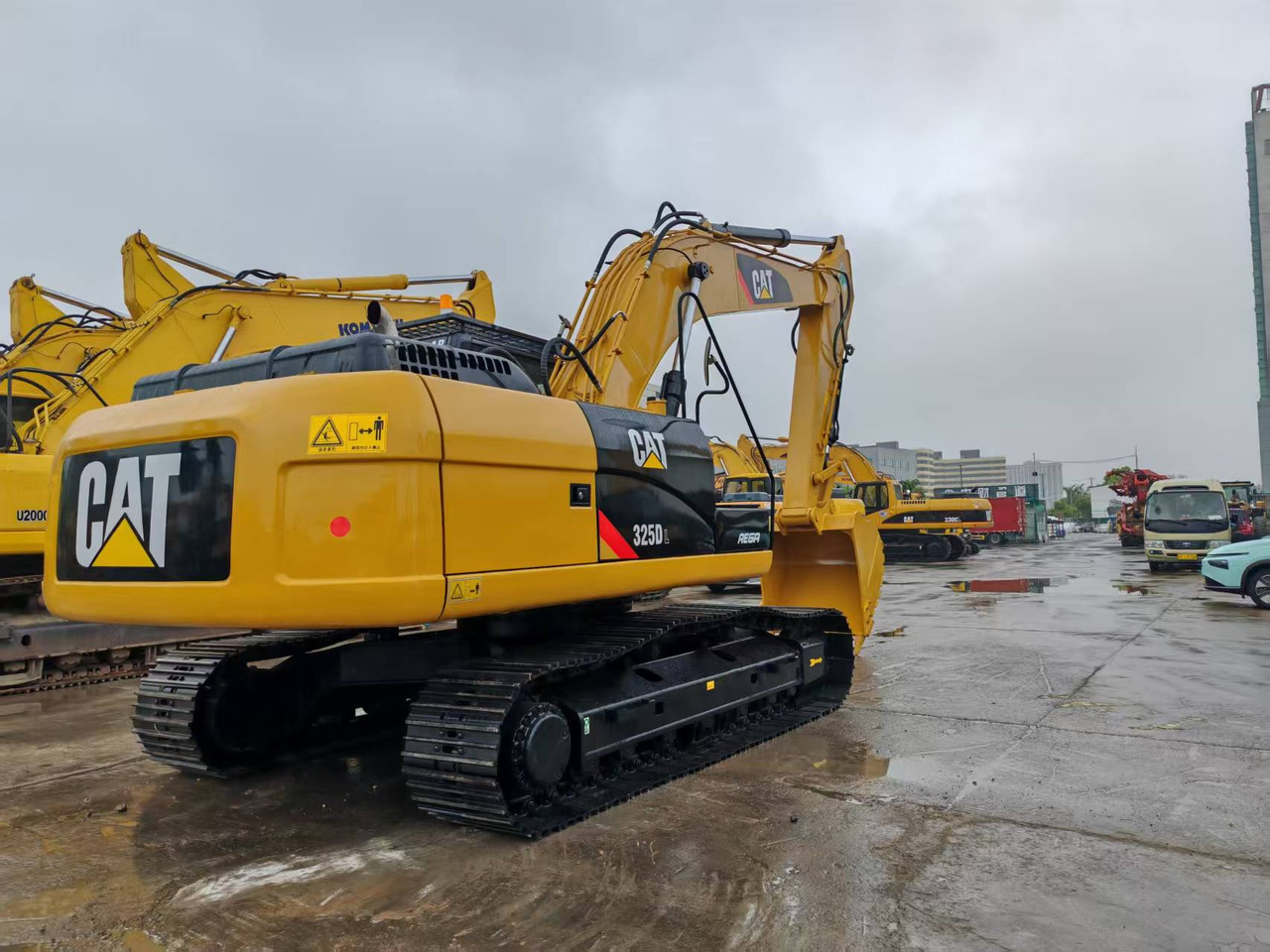 CATERPILLAR 325D - Excavadora de cadenas: foto 4 CATERPILLAR 325D - Excavadora de cadenas: foto 4
