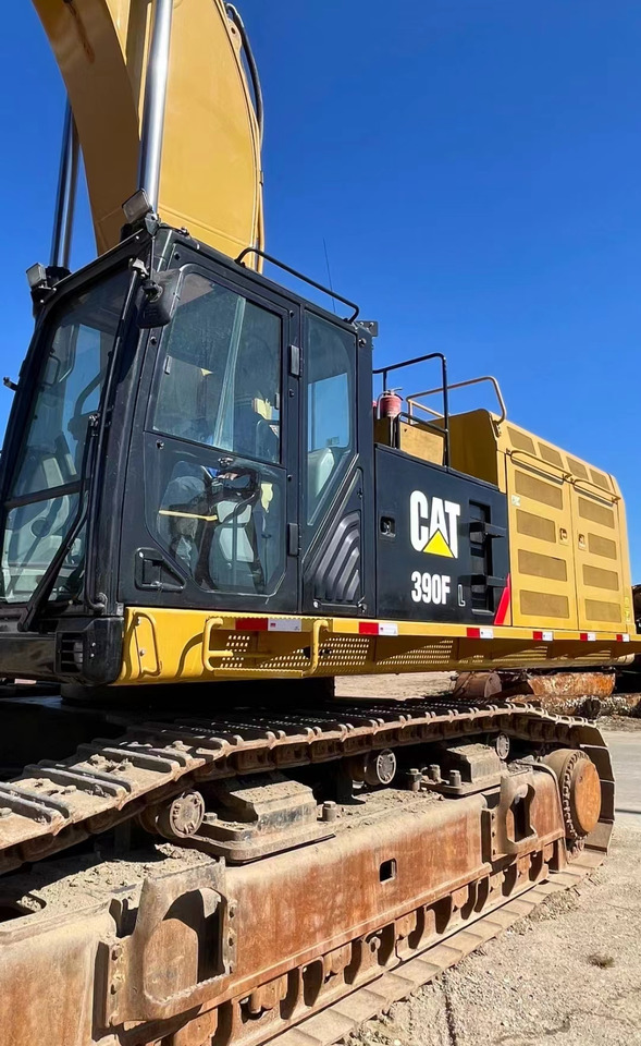 CATERPILLAR 390F - Excavadora de cadenas: foto 1 CATERPILLAR 390F - Excavadora de cadenas: foto 1