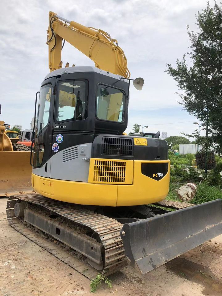 KOMATSU PC70-8 - Miniexcavadora: foto 3 KOMATSU PC70-8 - Miniexcavadora: foto 3