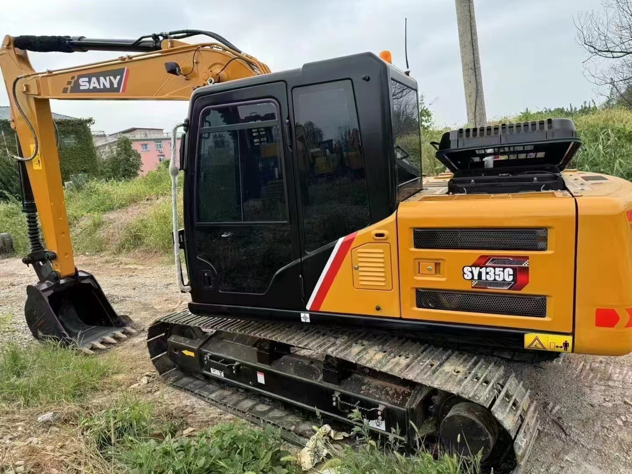 SANY SY135C - Excavadora de cadenas: foto 2 SANY SY135C - Excavadora de cadenas: foto 2
