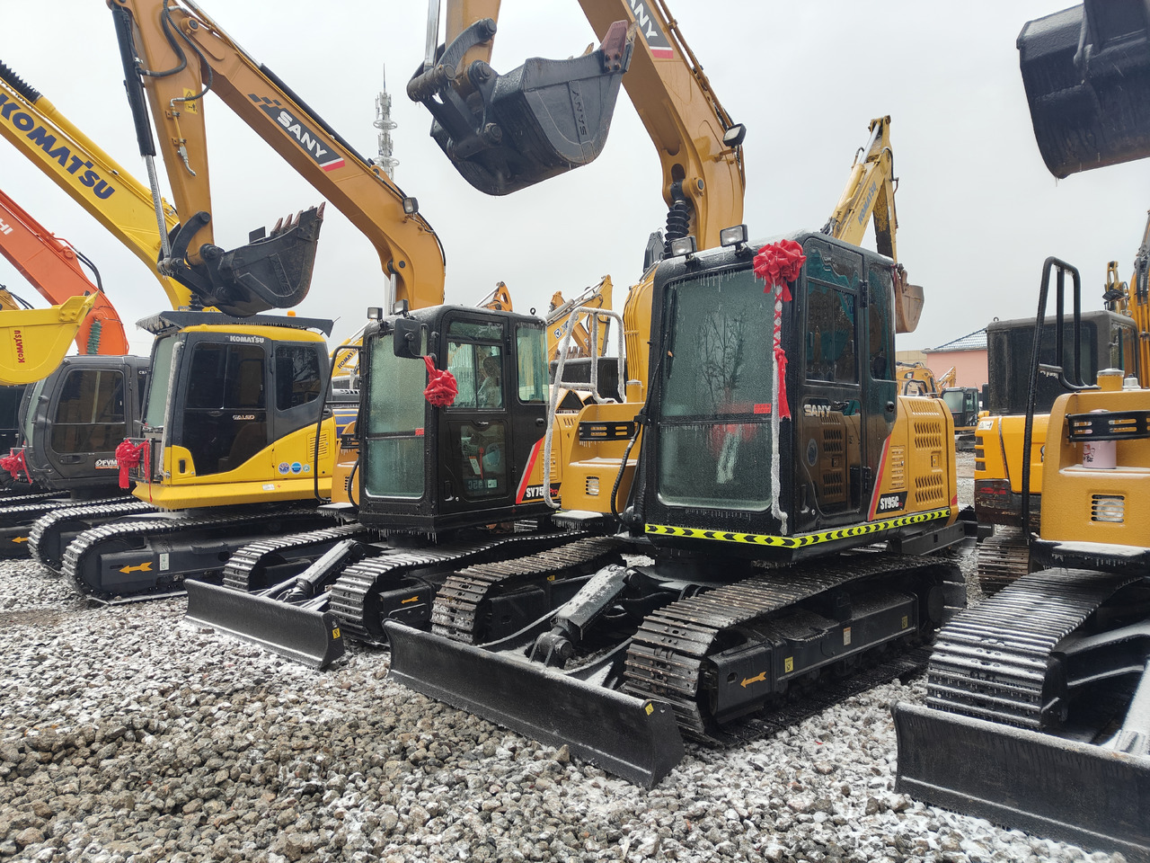 SANY SY95C - Excavadora de cadenas: foto 4 SANY SY95C - Excavadora de cadenas: foto 4