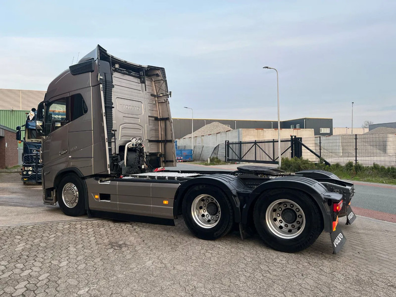 Volvo FH 16.650 FH16 6x4 - Cabeza tractora: foto 5 Volvo FH 16.650 FH16 6x4 - Cabeza tractora: foto 5