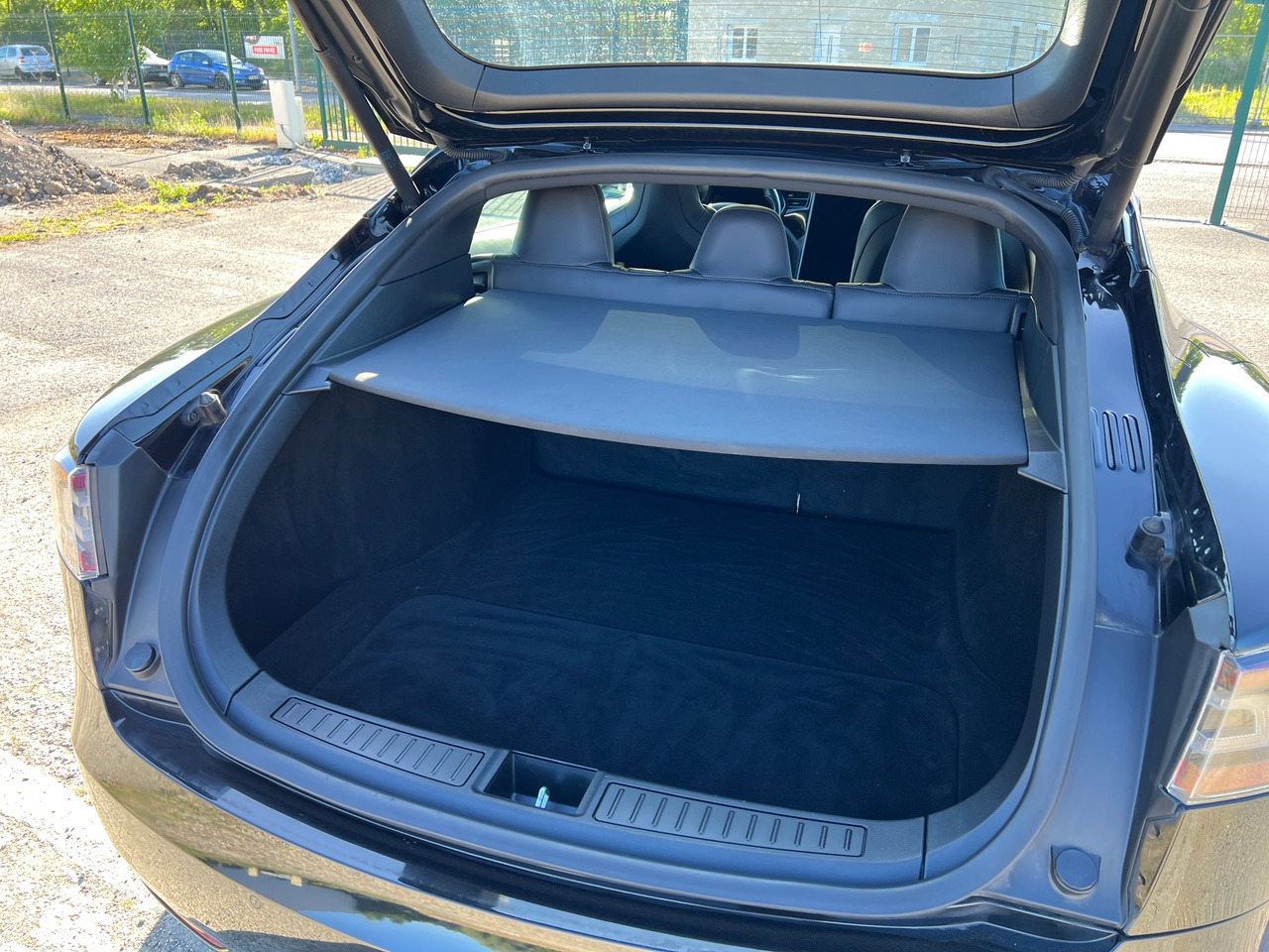 TESLA Model S 75D – PANO – Phase 2 - Sedan: foto 5 TESLA Model S 75D – PANO – Phase 2 - Sedan: foto 5