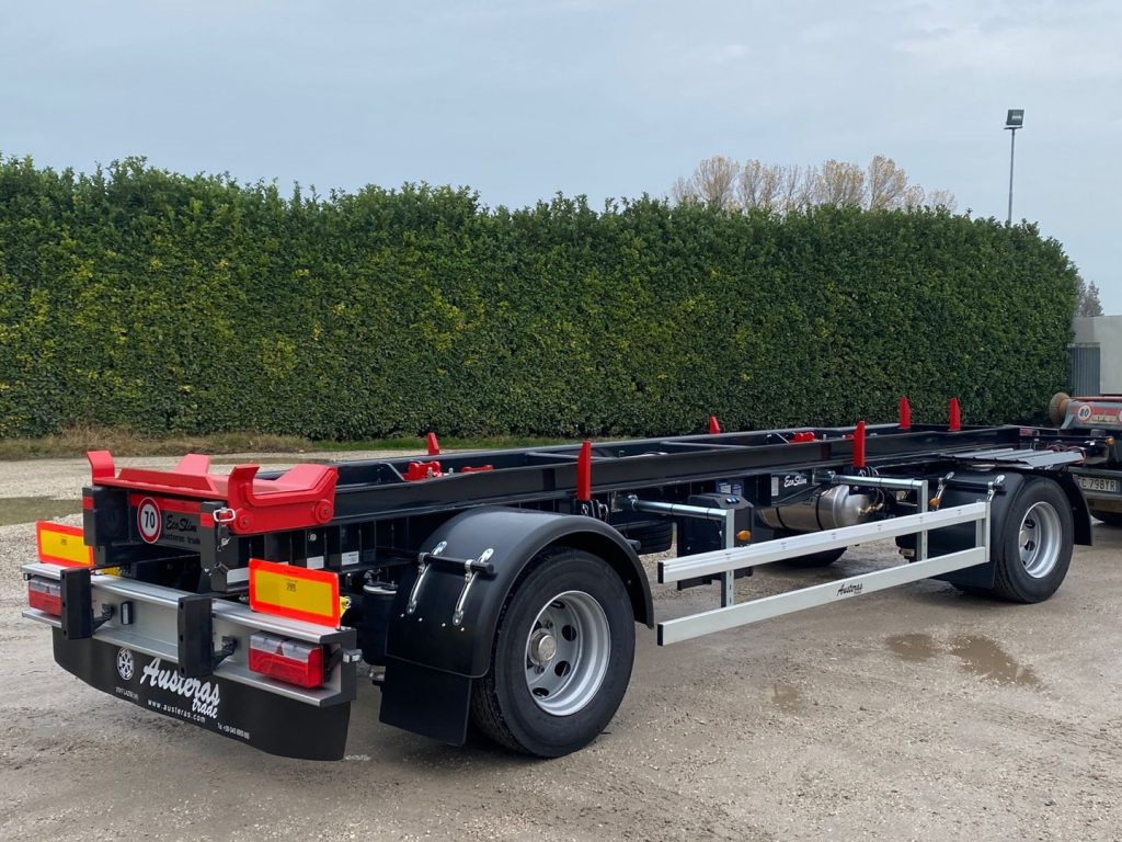 AUSTERAS RIMORCHIO NUOVO AUSTERAS SCARRABILE PNEUMATICO - Remolque multilift/ Portacontenedores de cadenas: foto 2 AUSTERAS RIMORCHIO NUOVO AUSTERAS SCARRABILE PNEUMATICO - Remolque multilift/ Portacontenedores de cadenas: foto 2