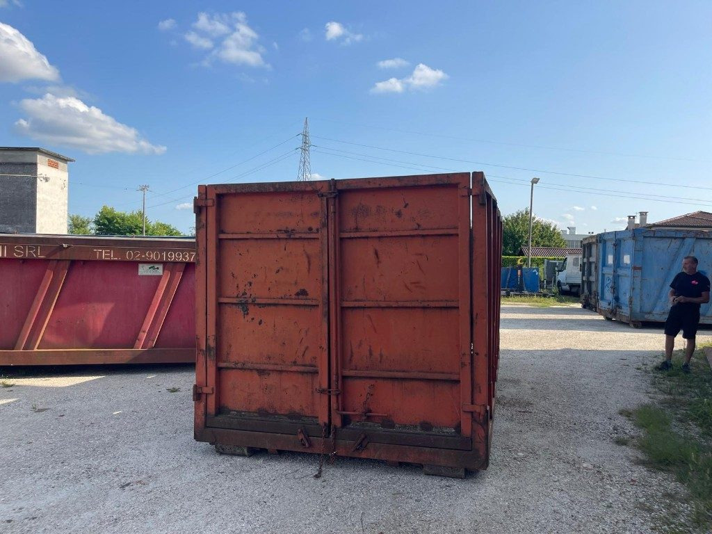 CONTAINER SCARRABILE USATO A CIELO APERTO - Contenedor de gancho: foto 5 CONTAINER SCARRABILE USATO A CIELO APERTO - Contenedor de gancho: foto 5