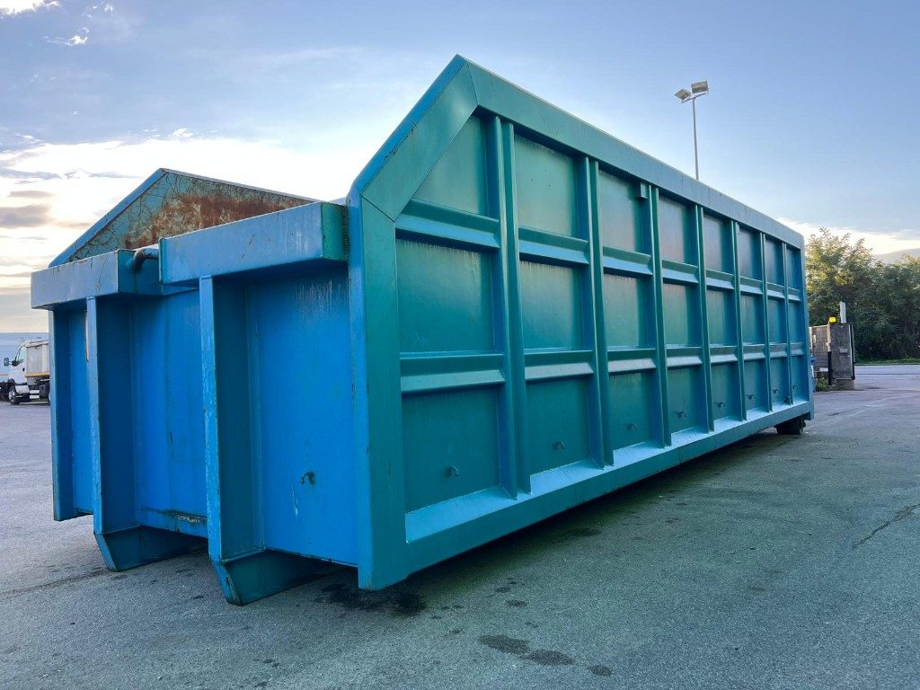 CONTAINER SCARRABILE USATO A CIELO APERTO - Contenedor de gancho: foto 2 CONTAINER SCARRABILE USATO A CIELO APERTO - Contenedor de gancho: foto 2