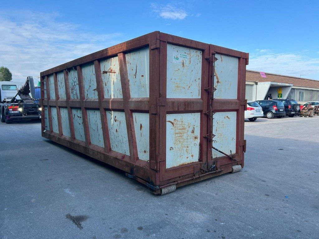 CONTAINER SCARRABILE USATO A CIELO APERTO - Contenedor de gancho: foto 3 CONTAINER SCARRABILE USATO A CIELO APERTO - Contenedor de gancho: foto 3