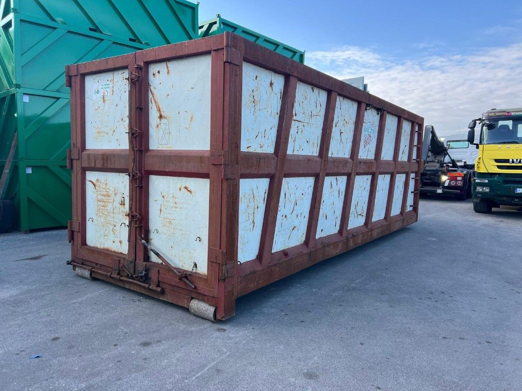 CONTAINER SCARRABILE USATO A CIELO APERTO - Contenedor de gancho: foto 4 CONTAINER SCARRABILE USATO A CIELO APERTO - Contenedor de gancho: foto 4