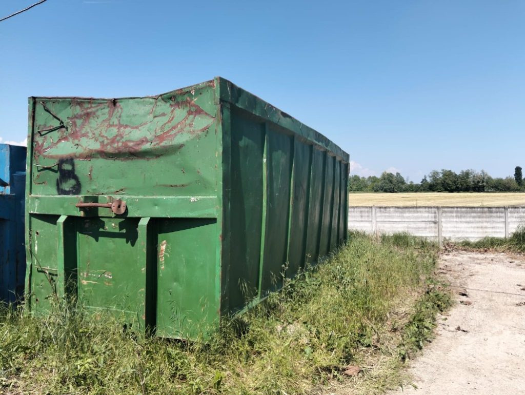 CONTAINER SCARRABILE USATO A CIELO APERTO - Contenedor de gancho: foto 1 CONTAINER SCARRABILE USATO A CIELO APERTO - Contenedor de gancho: foto 1