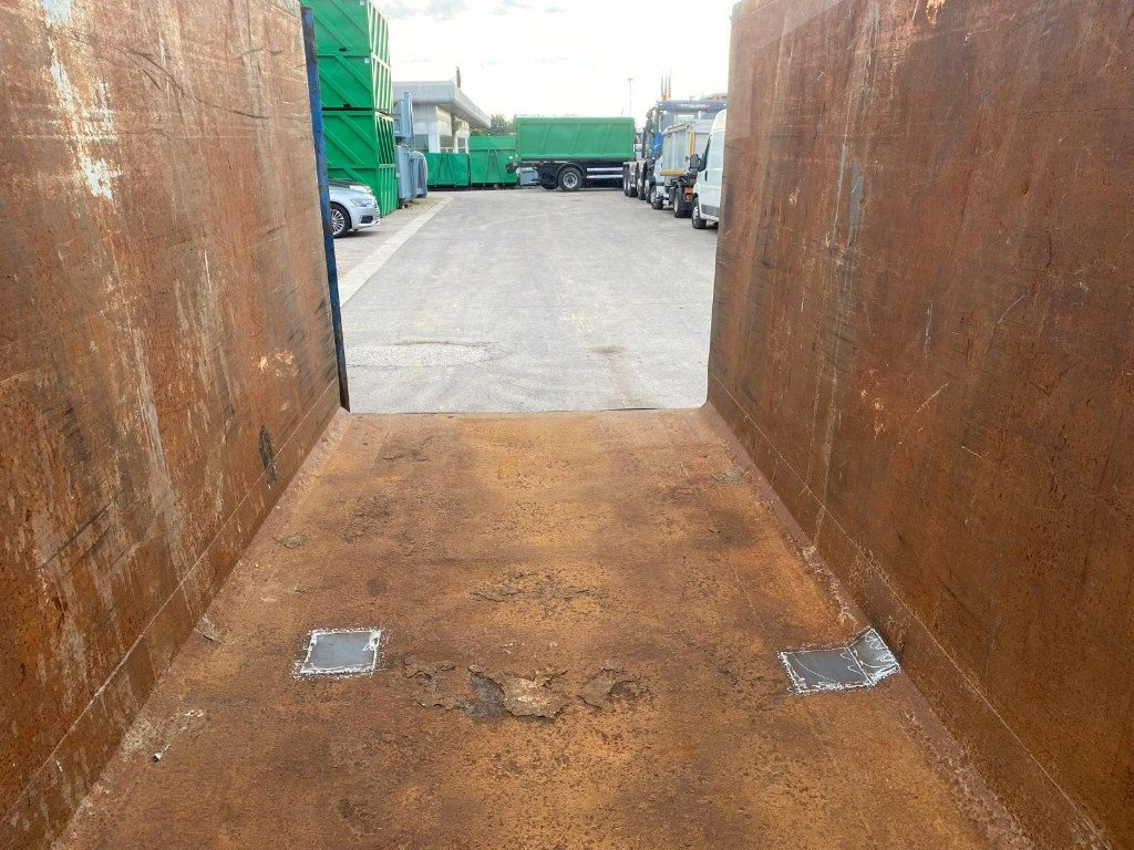 CONTAINER SCARRABILE USATO A CIELO APERTO - Contenedor de gancho: foto 5 CONTAINER SCARRABILE USATO A CIELO APERTO - Contenedor de gancho: foto 5
