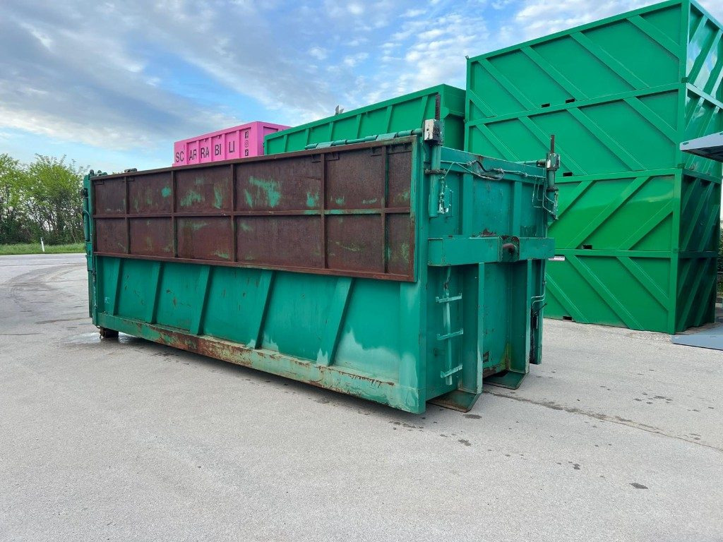 CONTAINER SCARRABILE USATO CON COPERCHIO - Contenedor de gancho: foto 5 CONTAINER SCARRABILE USATO CON COPERCHIO - Contenedor de gancho: foto 5