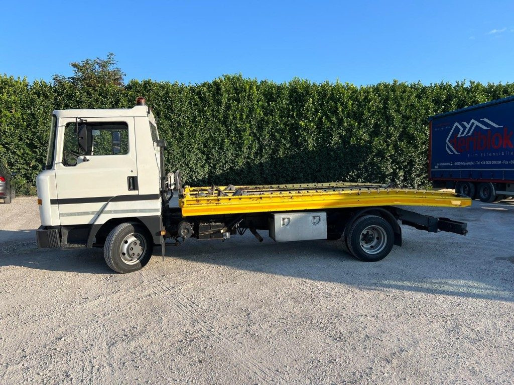 NISSAN M I L50 PER SOCCORSO STRADALE - Grua de remolque autos: foto 3 NISSAN M I L50 PER SOCCORSO STRADALE - Grua de remolque autos: foto 3