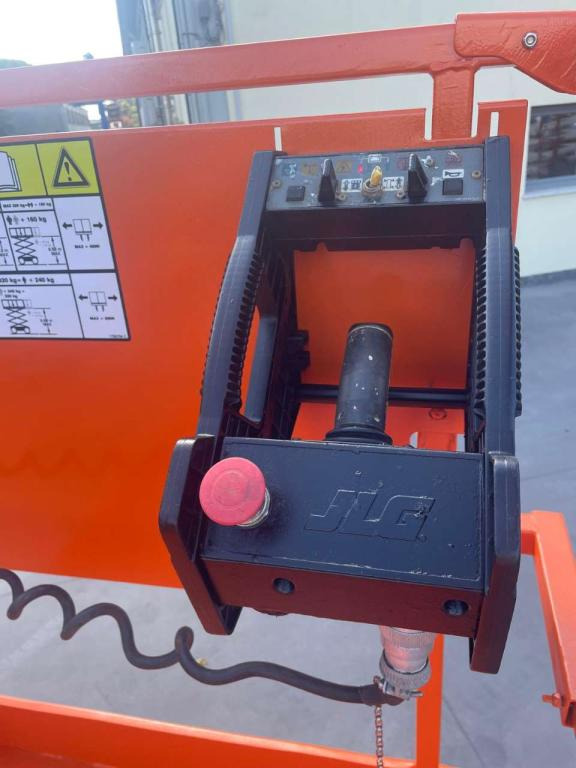 Plataforma de tijeras JLG 3246ES: foto 9