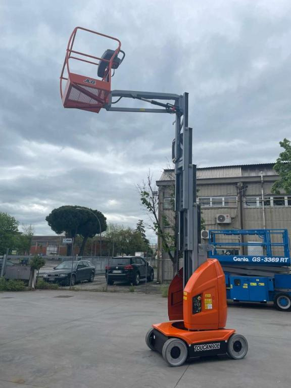 JLG TOUCAN 10E - Plataforma de mástil vertical: foto 2 JLG TOUCAN 10E - Plataforma de mástil vertical: foto 2