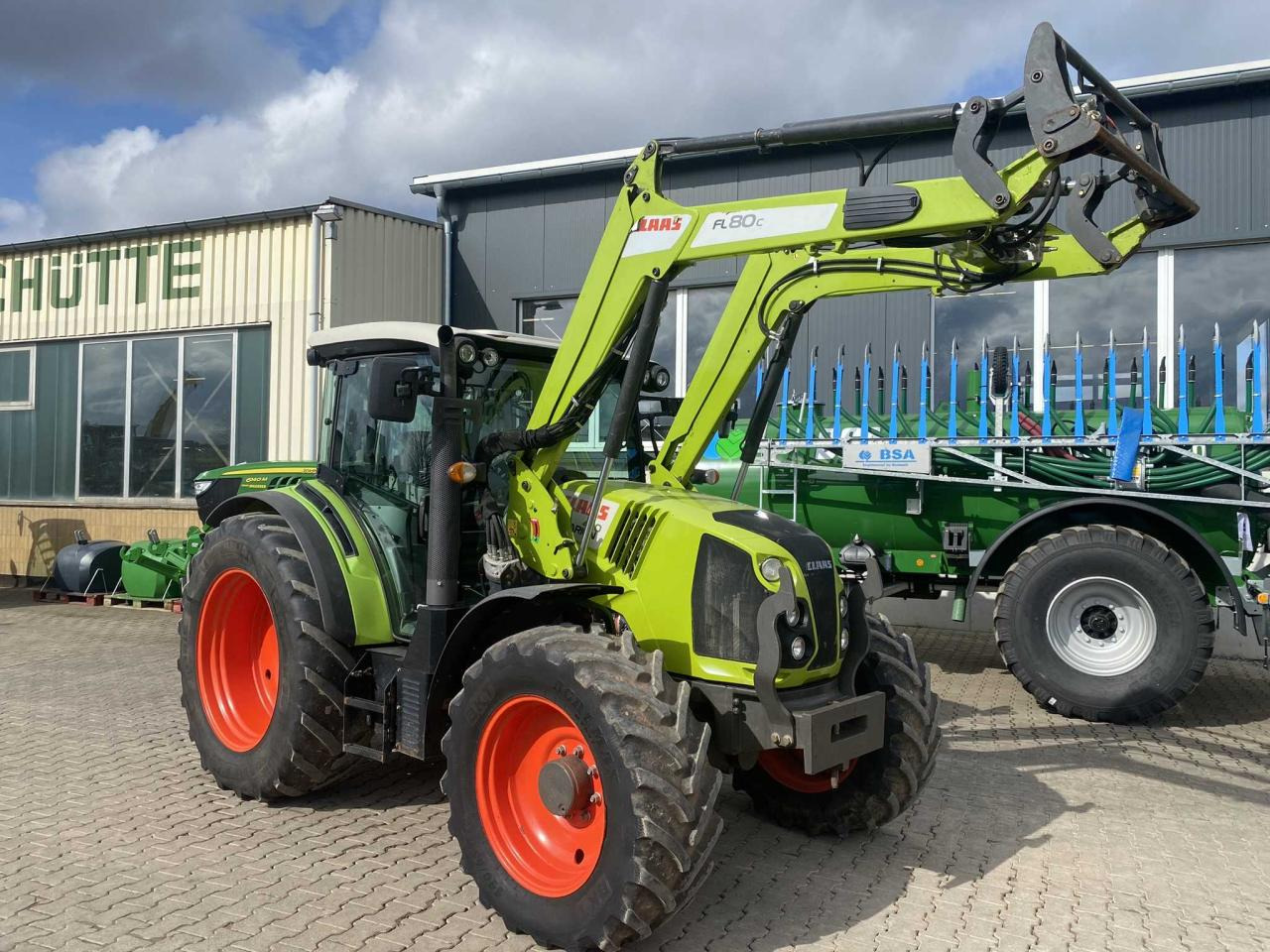 CLAAS Arion 420 - Tractor: foto 2 CLAAS Arion 420 - Tractor: foto 2