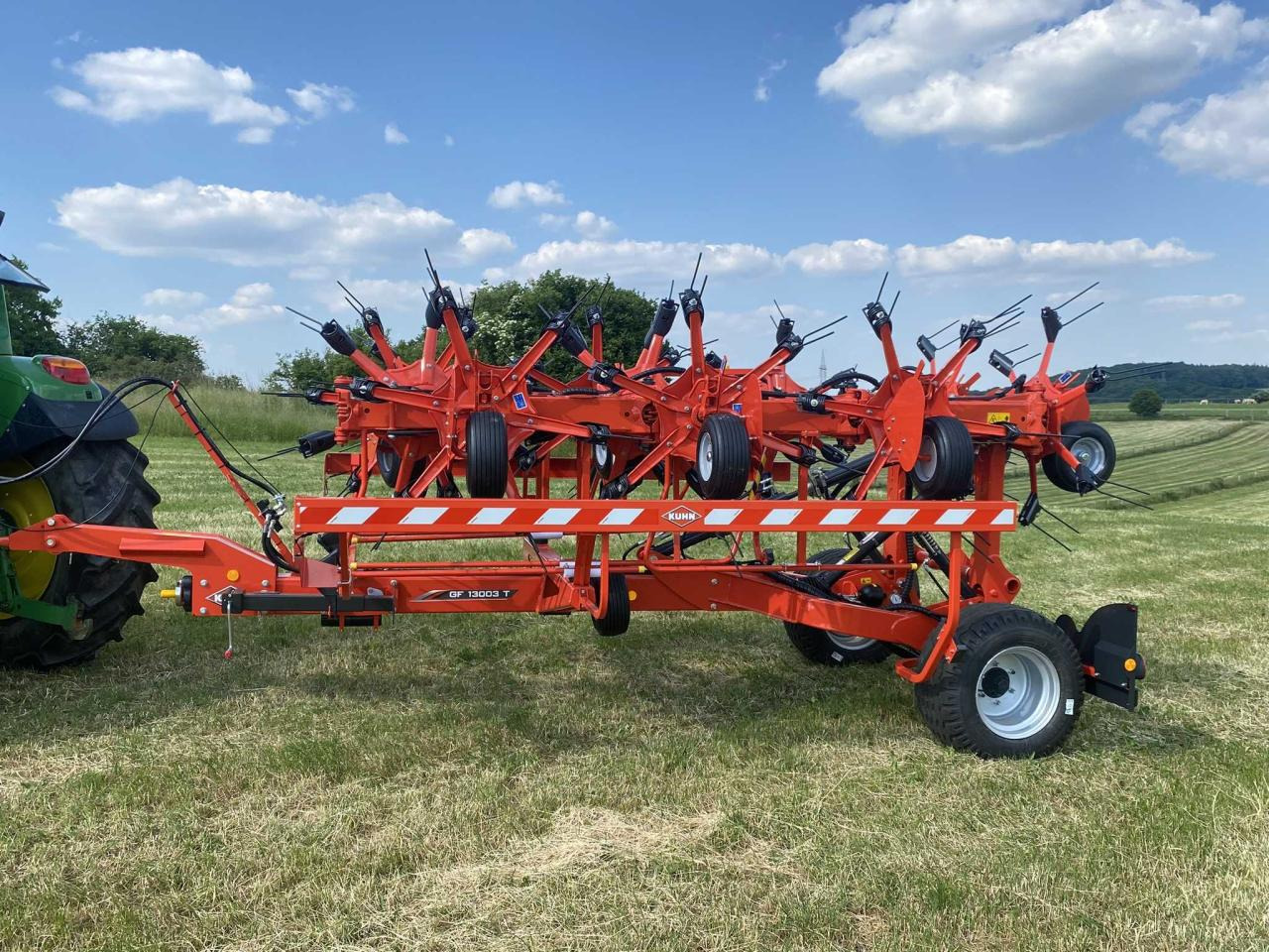 Kuhn GF13003T - Henificadora: foto 2 Kuhn GF13003T - Henificadora: foto 2