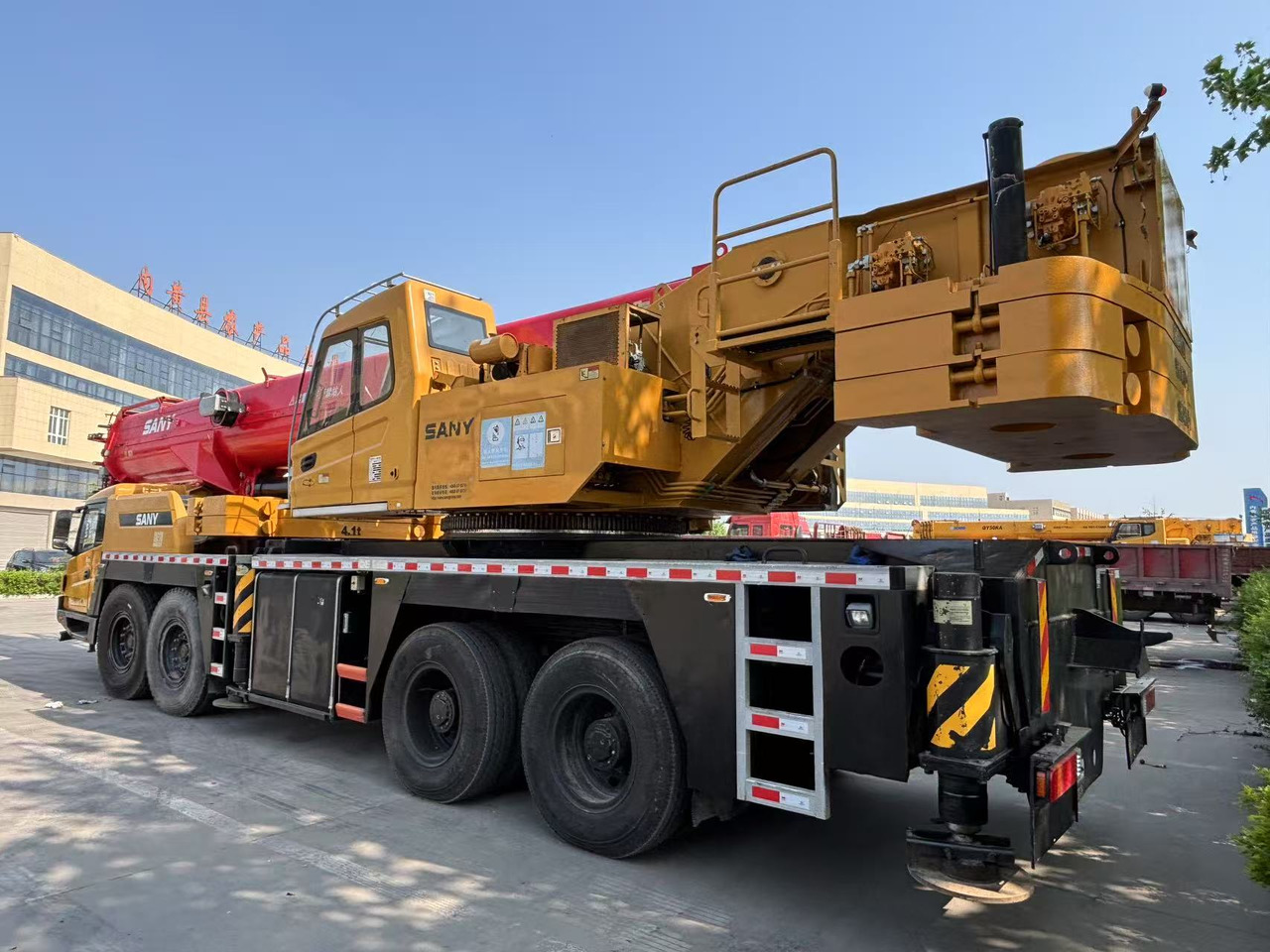 SANY STC800T6 STC80T6 STC800T5 STC80T5 80ton truck crane - Autogrúa: foto 3 SANY STC800T6 STC80T6 STC800T5 STC80T5 80ton truck crane - Autogrúa: foto 3