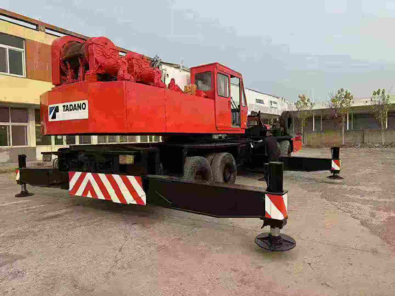 TADANO TG700E TG500E TL300E TL250E TG1000E 25ton 30ton 50ton 70ton 100ton - Autogrúa: foto 5 TADANO TG700E TG500E TL300E TL250E TG1000E 25ton 30ton 50ton 70ton 100ton - Autogrúa: foto 5