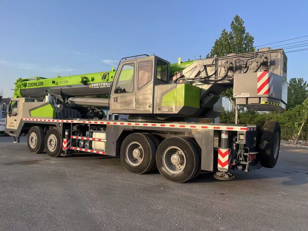 ZOOMLION ZTC700V 70 ton truck crane - Autogrúa: foto 4 ZOOMLION ZTC700V 70 ton truck crane - Autogrúa: foto 4