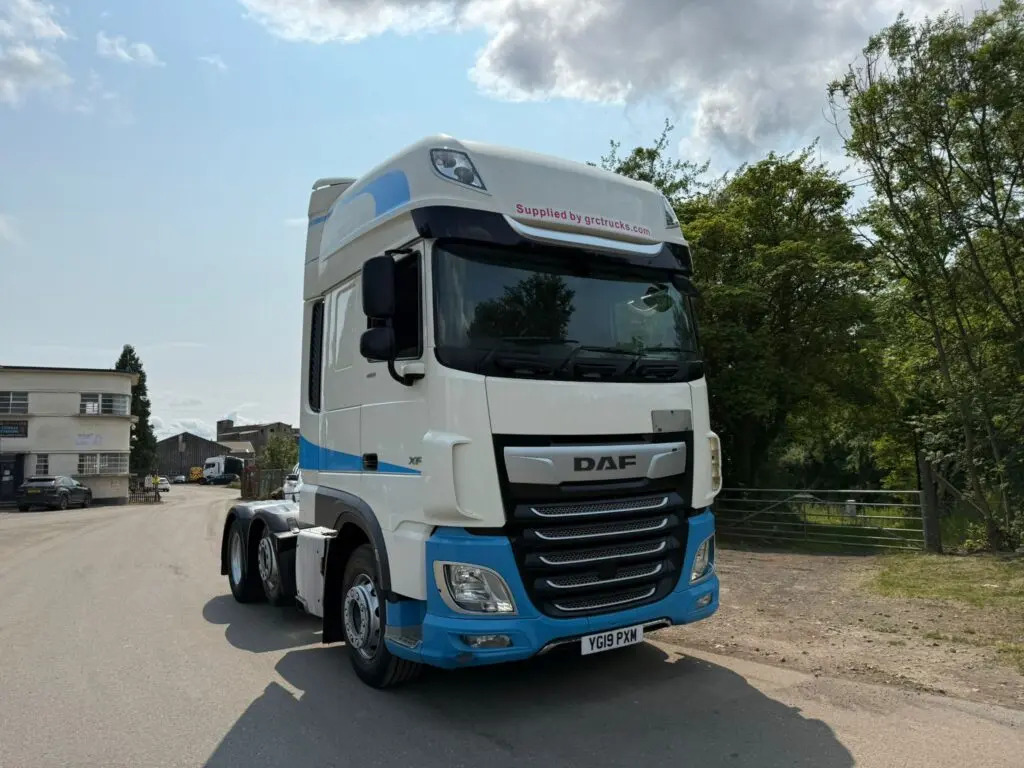 DAF XF 105 - Cabeza tractora: foto 2 DAF XF 105 - Cabeza tractora: foto 2