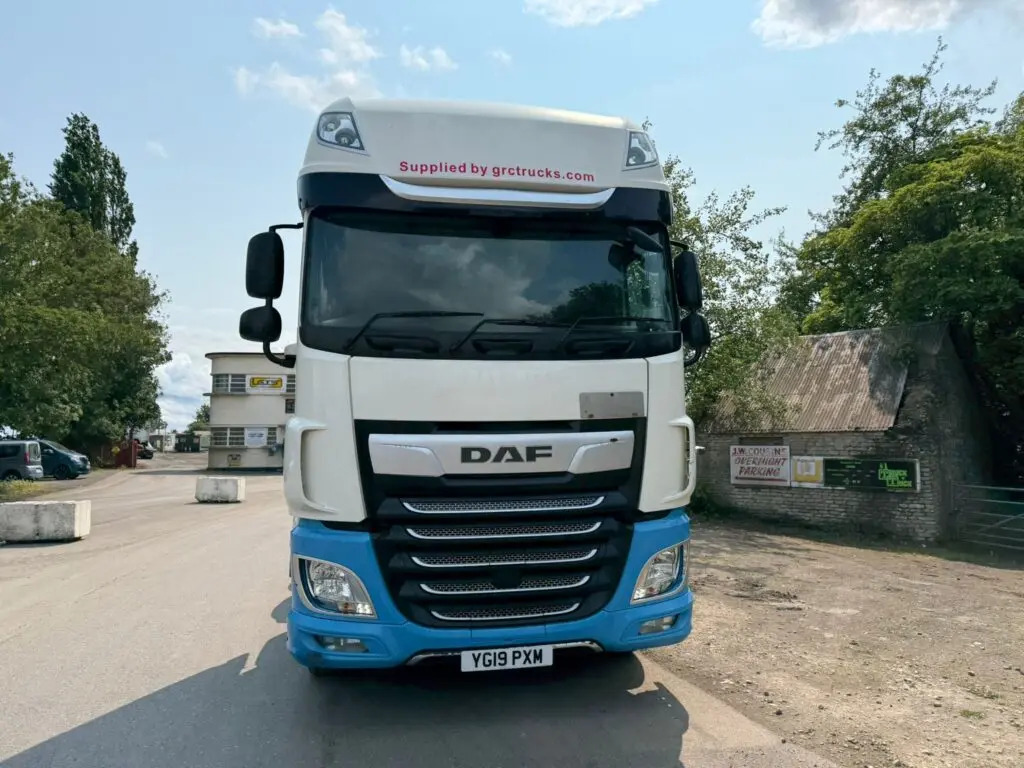 DAF XF 105 - Cabeza tractora: foto 3 DAF XF 105 - Cabeza tractora: foto 3