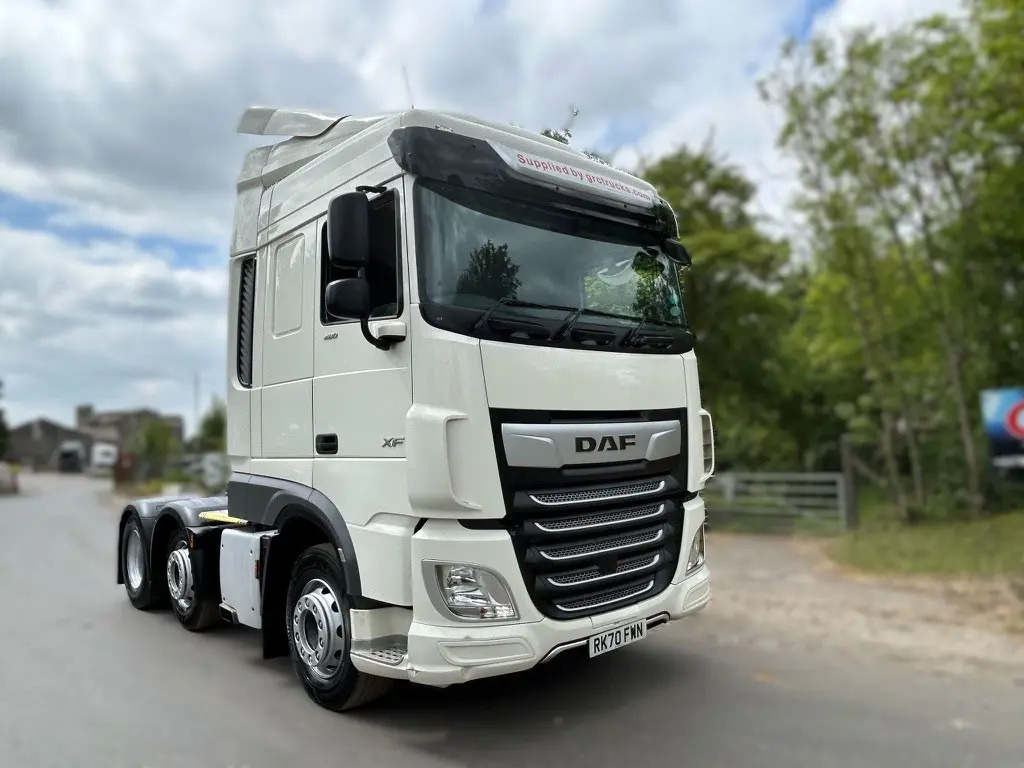DAF XF 105 - Cabeza tractora: foto 1 DAF XF 105 - Cabeza tractora: foto 1