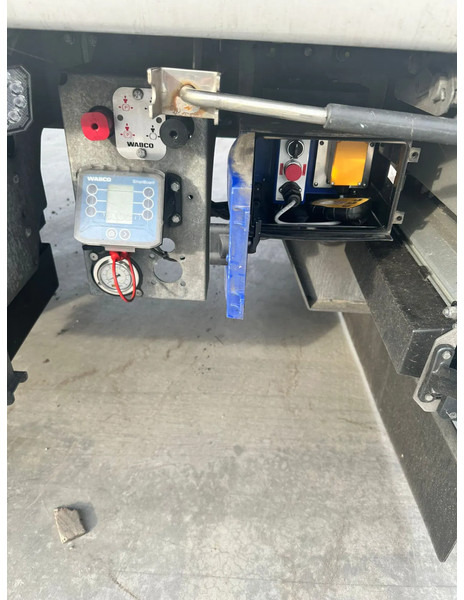 Kraker 92 M3 10mm floor - Semirremolque piso movil: foto 4 Kraker 92 M3 10mm floor - Semirremolque piso movil: foto 4