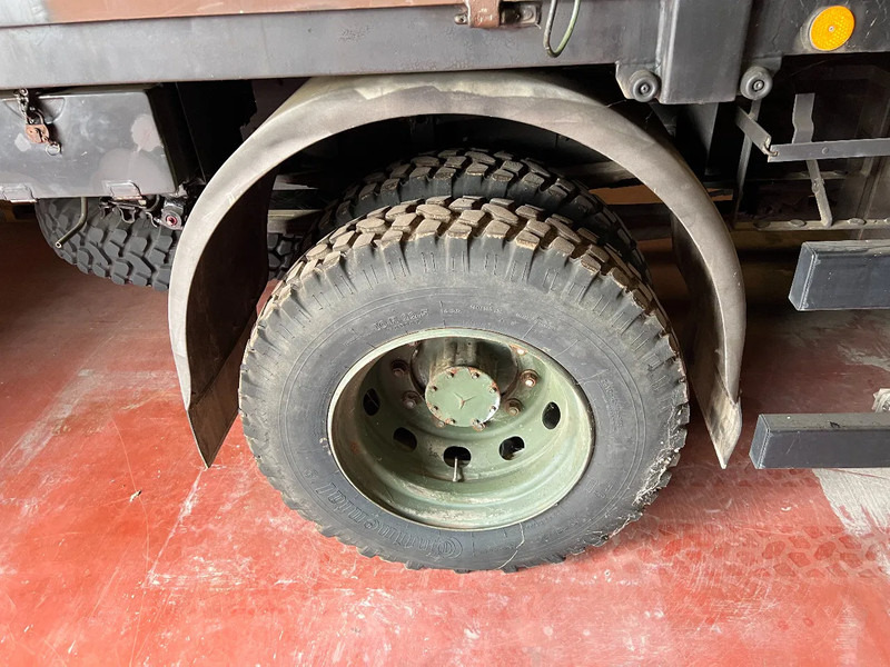 Mercedes-Benz 1017 A/4X4 - Camión caja cerrada: foto 5 Mercedes-Benz 1017 A/4X4 - Camión caja cerrada: foto 5