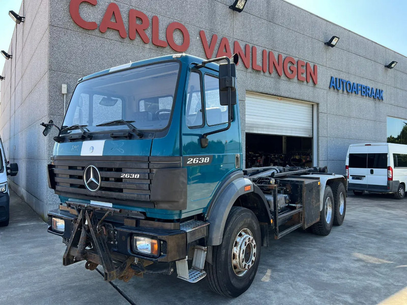Mercedes-Benz SK 2638 V8 Ex-politie voertuig - Camión multibasculante: foto 1 Mercedes-Benz SK 2638 V8 Ex-politie voertuig - Camión multibasculante: foto 1