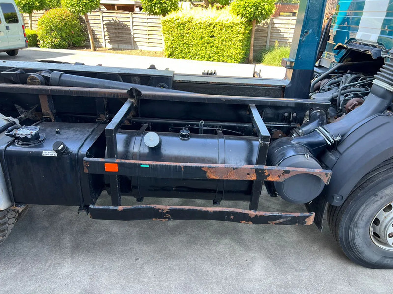 Mercedes-Benz SK 2638 V8 Ex-politie voertuig - Camión multibasculante: foto 4 Mercedes-Benz SK 2638 V8 Ex-politie voertuig - Camión multibasculante: foto 4