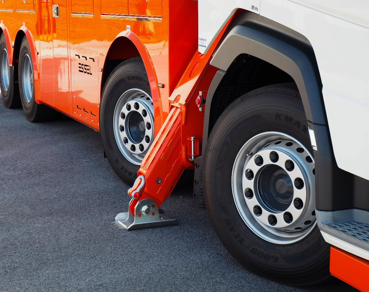 DAF XF 530 NEW T-REX DAF white - Grua de remolque autos: foto 5 DAF XF 530 NEW T-REX DAF white - Grua de remolque autos: foto 5