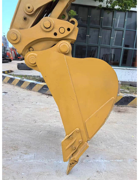 Excavadora de cadenas Caterpillar 320D2: foto 10