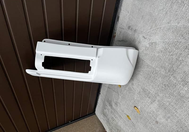 MAN LION'S COACH MAN Lion’s Coach - Parachoques para Autocar: foto 3 MAN LION'S COACH MAN Lion’s Coach - Parachoques para Autocar: foto 3