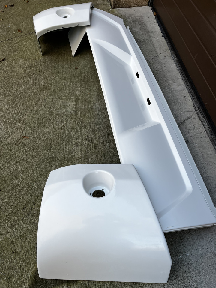 Zderzak tylny VOLVO 9500 9700 9900 VOLVO 9500 9700 9900 - Parachoques para Autocar: foto 2 Zderzak tylny VOLVO 9500 9700 9900 VOLVO 9500 9700 9900 - Parachoques para Autocar: foto 2